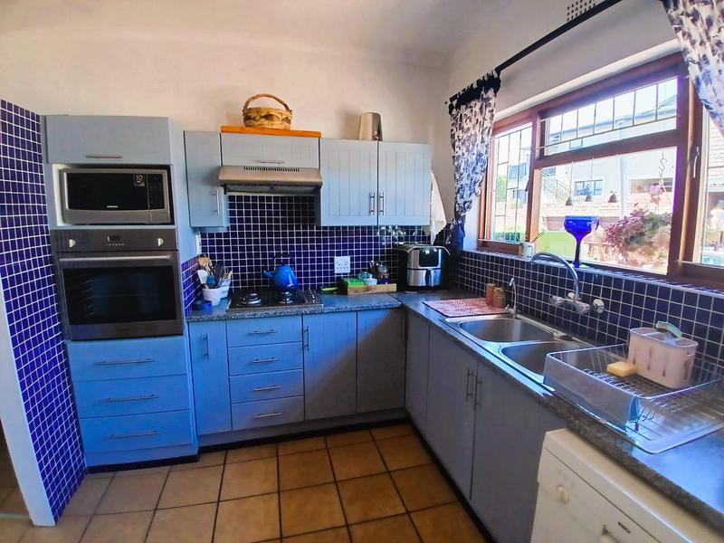 3 Bedroom Property for Sale in Stilbaai Wes Western Cape